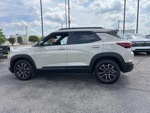 White Sands 2026 Chevrolet Trailblazer ACTIV