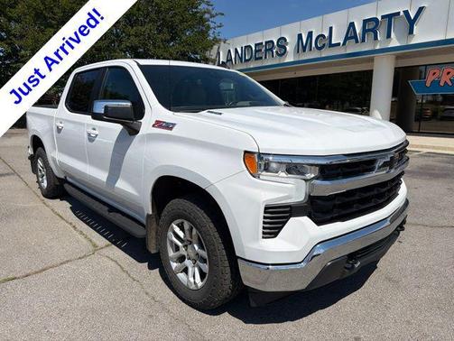Summit White 2023 Chevrolet Silverado 1500 LT
