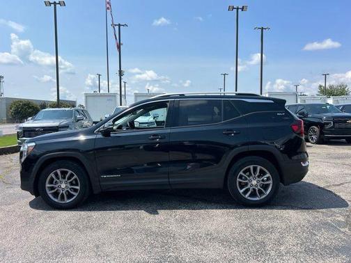 Ebony Twilight Metallic 2024 GMC Terrain SLT
