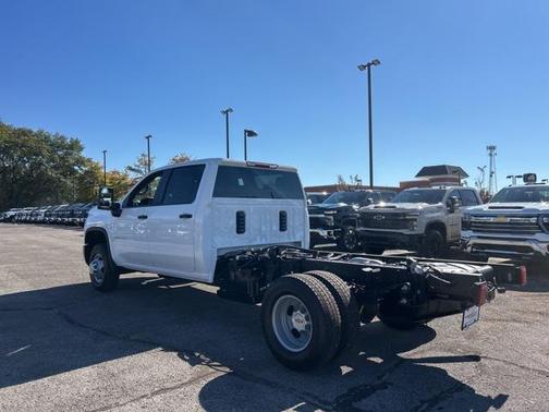 2026 Chevrolet Silverado 3500 WT