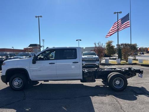 2026 Chevrolet Silverado 3500 WT