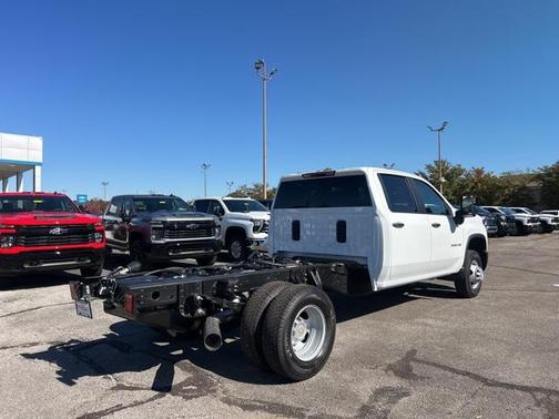 2026 Chevrolet Silverado 3500 WT