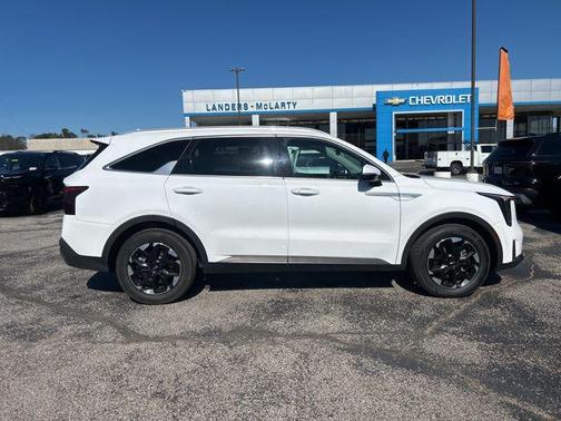 2024 Kia Sorento S