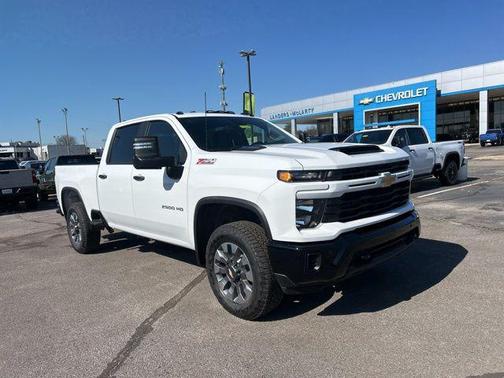 2026 Chevrolet Silverado 2500 Custom