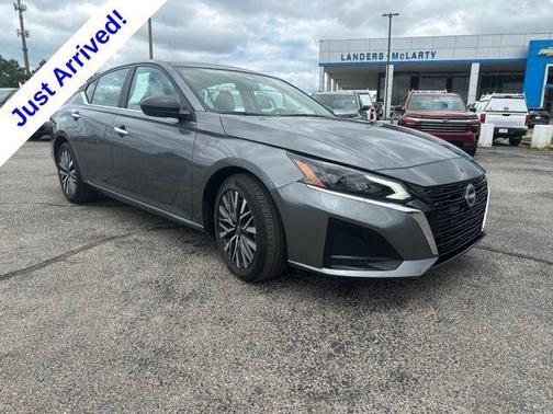 Gun Metallic 2025 Nissan Altima 2.5 SV
