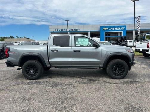 Sterling Gray Metallic 2026 Chevrolet Colorado Trail Boss