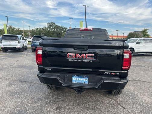 2024 GMC Canyon AT4X