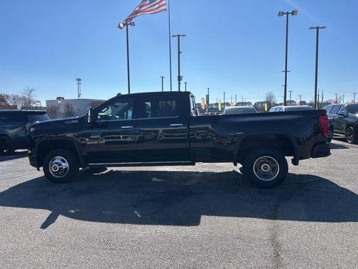 2023 Chevrolet Silverado 3500 High Country