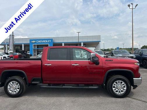 Radiant Red Tintcoat 2026 Chevrolet Silverado 2500 LTZ