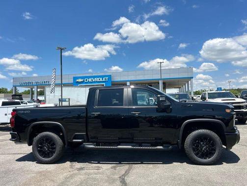 Black 2026 Chevrolet Silverado 2500 Custom