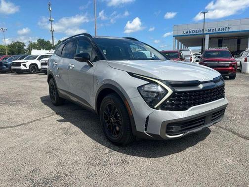 Wolf Gray/Ebony Black Roof 2023 Kia Sportage S