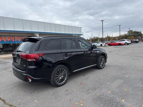 2022 Mitsubishi Outlander PHEV SEL