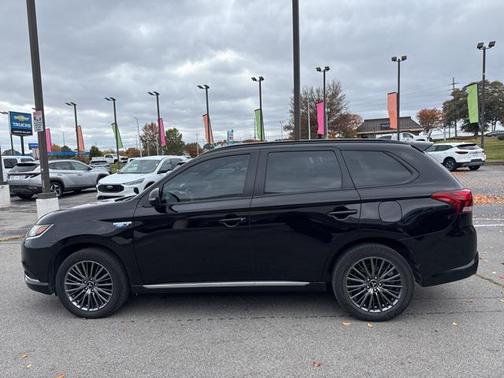 2022 Mitsubishi Outlander PHEV SEL