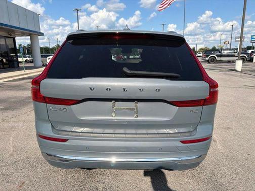 Thunder Grey Metallic 2023 Volvo XC60 B5 Ultimate Bright Theme