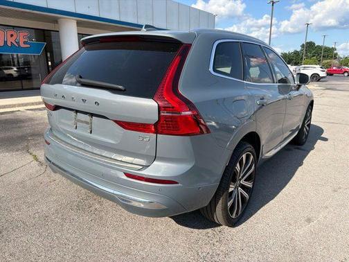 Thunder Grey Metallic 2023 Volvo XC60 B5 Ultimate Bright Theme