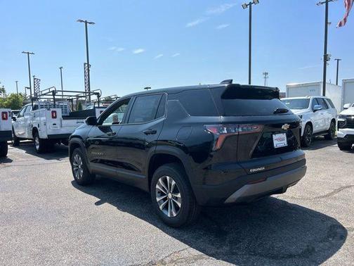 Mosaic Black Metallic 2026 Chevrolet Equinox 1LT