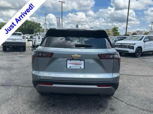 Sterling Gray Metallic 2026 Chevrolet Equinox 1LT