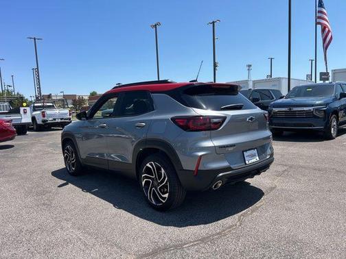 Sterling Gray Metallic 2026 Chevrolet Trailblazer RS