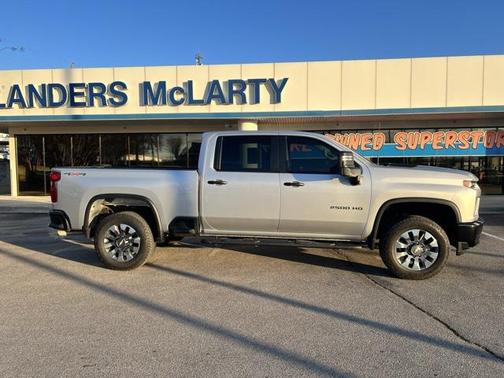 2023 Chevrolet Silverado 2500 Custom