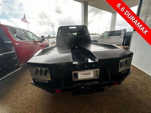 Summit White 2026 Chevrolet Silverado 3500 LT