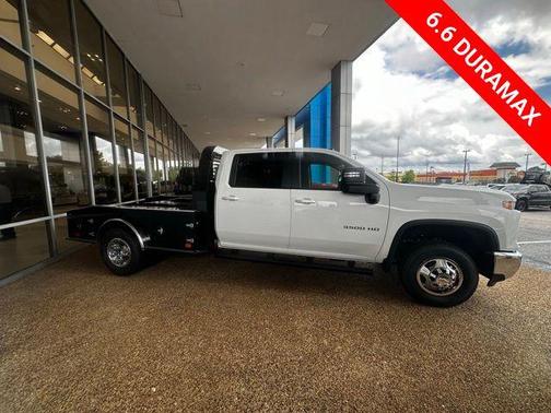 Summit White 2026 Chevrolet Silverado 3500 LT