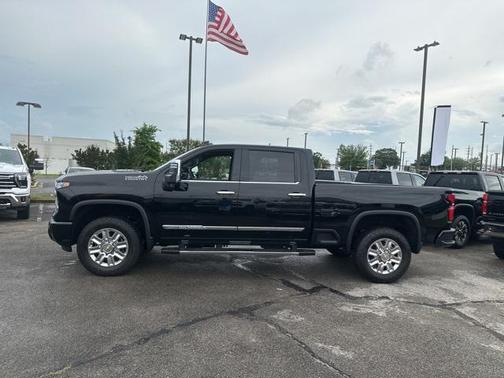 2025 Chevrolet Silverado 2500 High Country