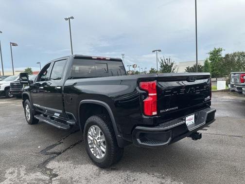 2025 Chevrolet Silverado 2500 High Country