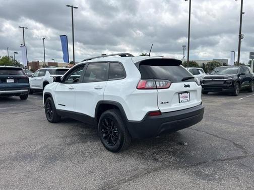 2023 Jeep Cherokee Altitude