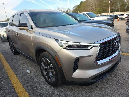 2024 INFINITI QX60 Luxe