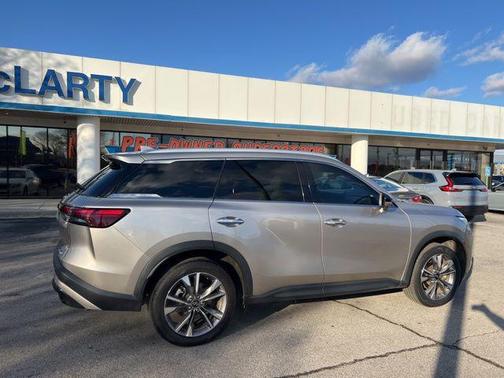 2024 INFINITI QX60 Luxe