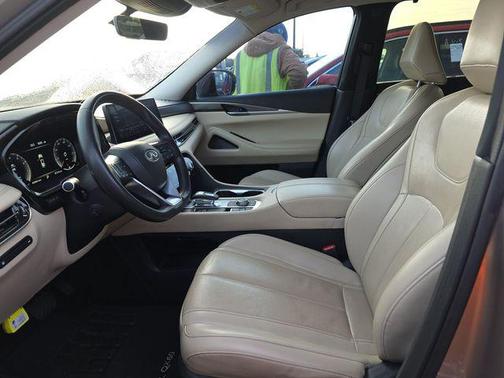 2024 INFINITI QX60 Luxe