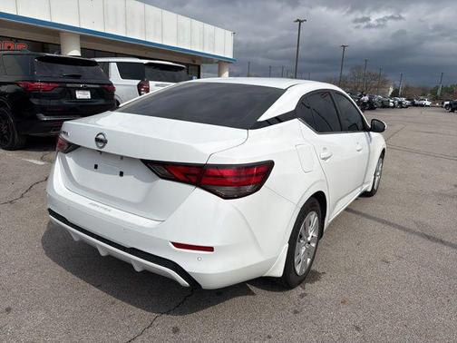 2022 Nissan Sentra S