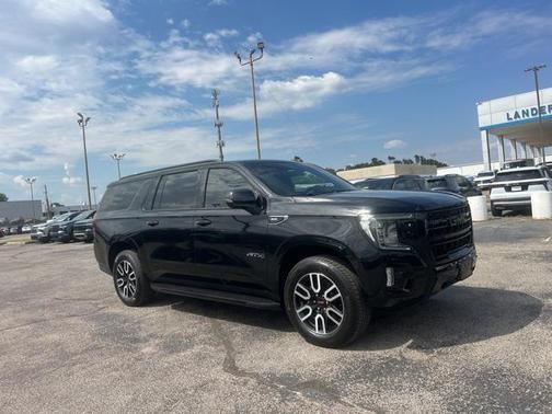 2021 GMC Yukon XL 4WD AT4