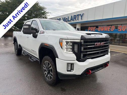Summit White 2021 GMC Sierra 2500 AT4