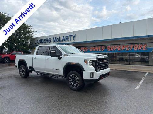 Summit White 2021 GMC Sierra 2500 AT4