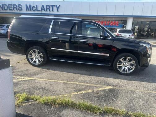 2018 Cadillac Escalade ESV Luxury