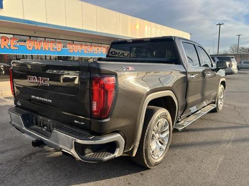 2022 GMC Sierra 1500 SLT