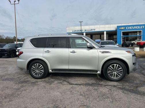 2024 Nissan Armada SL 4WD