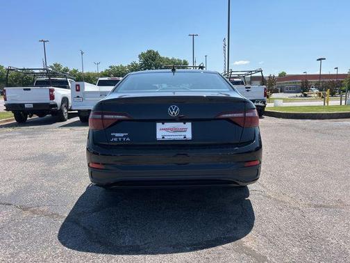 Deep Black Pearl 2023 Volkswagen Jetta 1.4T S