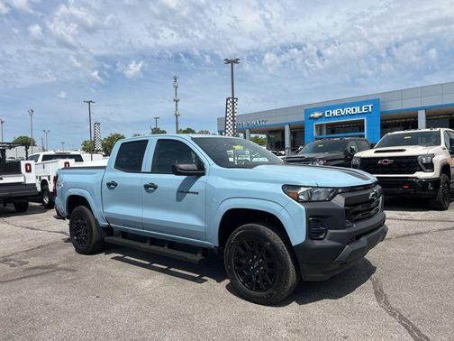 Snowdrift Metallic 2026 Chevrolet Colorado WT