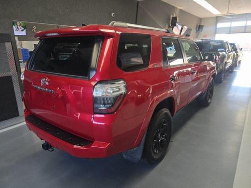 2024 Toyota 4Runner SR5