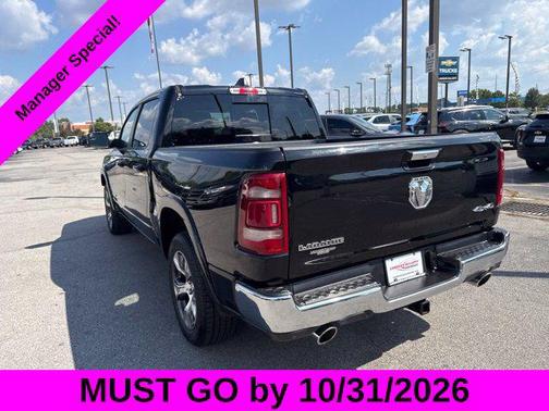 Diamond Black Crystal Pearlcoat 2021 RAM 1500 Laramie