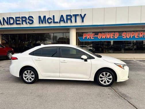 2025 Toyota Corolla Hybrid LE