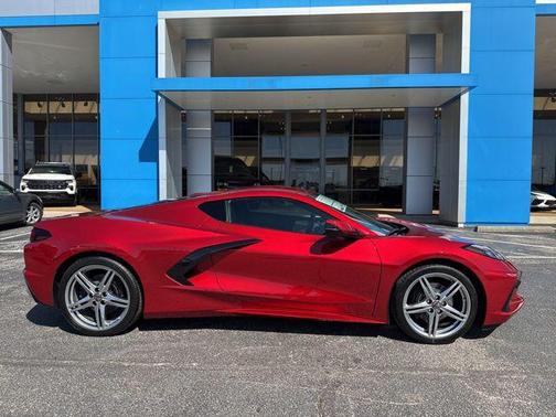 Red Mist Metallic Tintcoat 2026 Chevrolet Corvette Stingray w/1LT