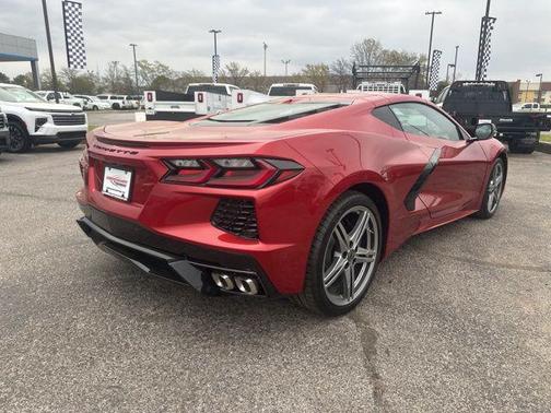 Red Mist Metallic Tintcoat 2026 Chevrolet Corvette Stingray w/1LT