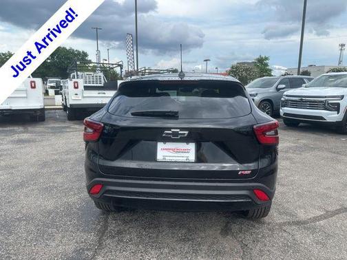 Mosaic Black Metallic 2026 Chevrolet Trax FWD 1RS