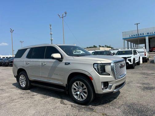 Pearl Beige Metallic 2022 GMC Yukon Denali
