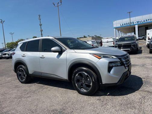 Brilliant Silver Metallic 2024 Nissan Rogue SV