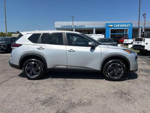 Brilliant Silver Metallic 2024 Nissan Rogue SV