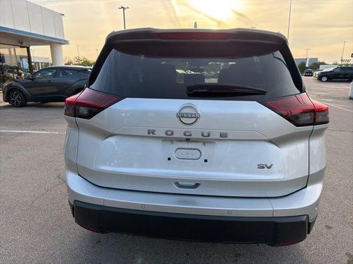 Brilliant Silver Metallic 2024 Nissan Rogue SV